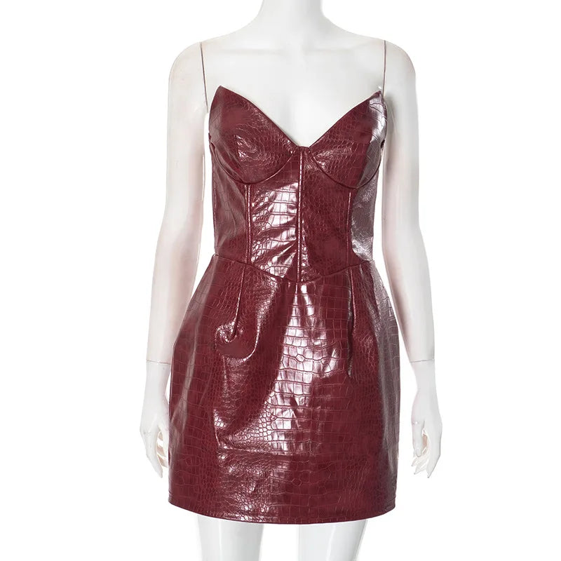 Vestido mini de cuero sin tirantes para mujer
